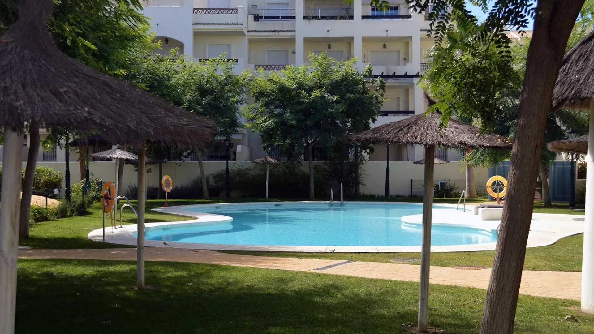 Residencial Duquesa Apartment San Luis de Sabinillas
