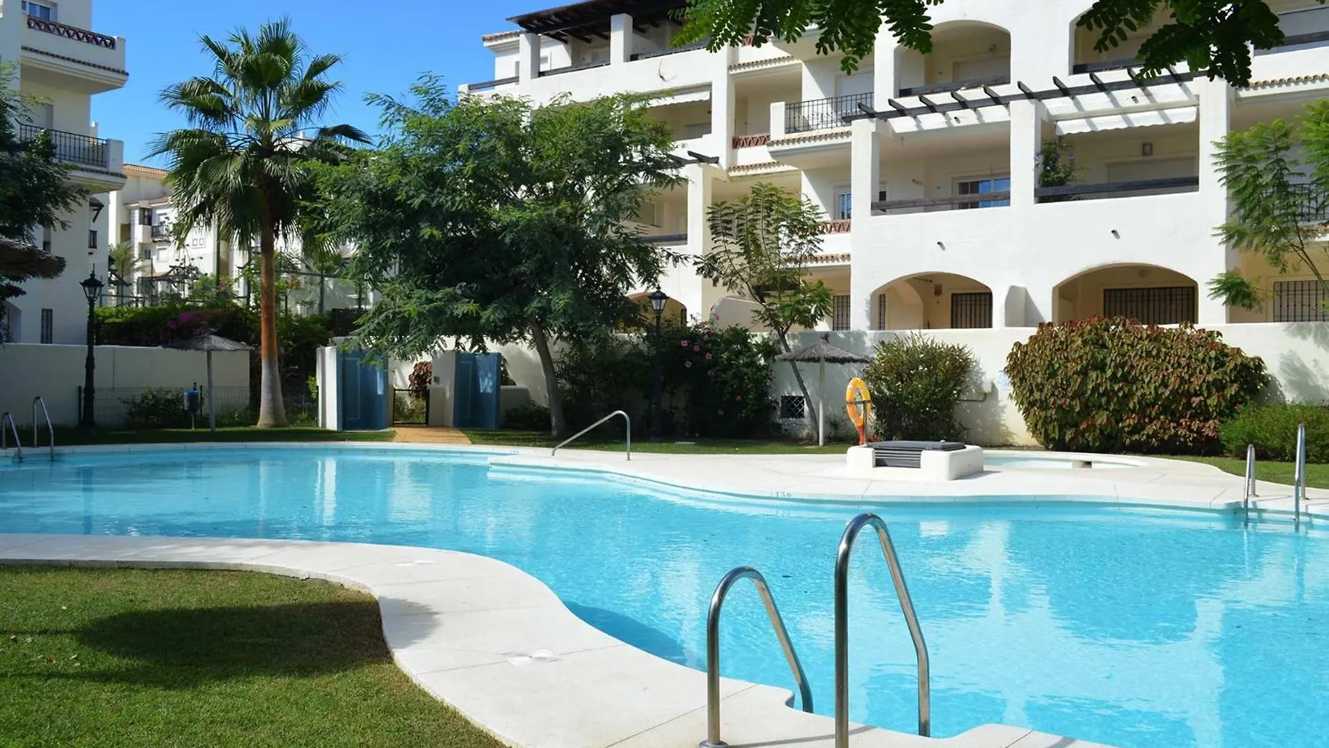 Residencial Duquesa Apartment San Luis de Sabinillas